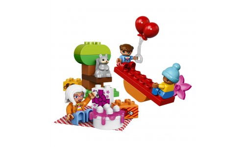 Конструктор LEGO Duplo 10832 День рождения