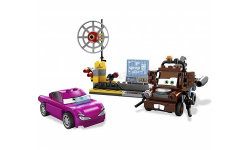 Шпионский штаб Мэтра 8424 Лего Тачки 2 (Lego Cars 2)