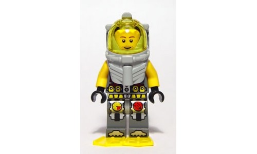 Atlantis Diver 4 - Lance Spears - With Yellow Flippers and Trans-Yellow Visor atl018